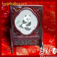 四川蜀绣，梅花熊猫双面绣