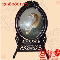 成都特产蜀绣上山虎